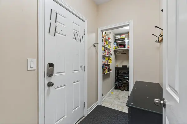 Kingston, ON K7P 0H6,1208 Iris DR