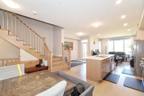 Blossom Park - Airport And Area, ON K4M 0Y2,1007 Acoustic WAY