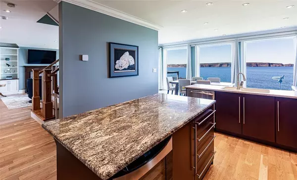 Portugal Cove - St. Philips, NL A1M 2G8,18 West Point Road