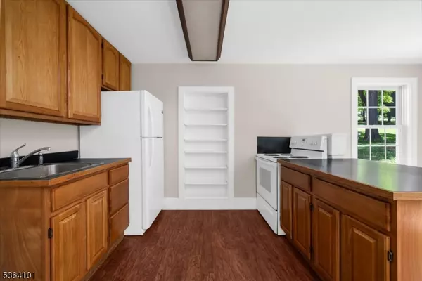 Pohatcong Twp., NJ 08865,121 Creek Rd