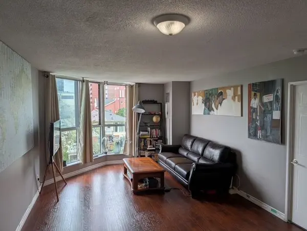 Barrie, ON L4M 6H1,150 Dunlop ST E #701