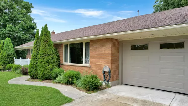 West Grey, ON N0G 1C0,402 Mary ST