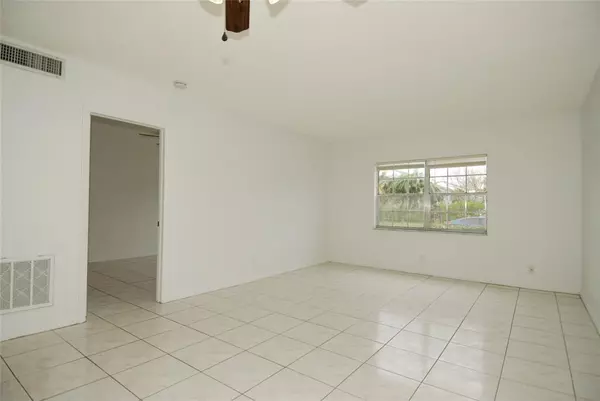 Hollywood, FL 33020,1520 Mckinley St #113-E