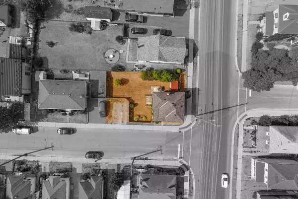 Peterborough, ON K9H 1L7,198 Hazlitt ST