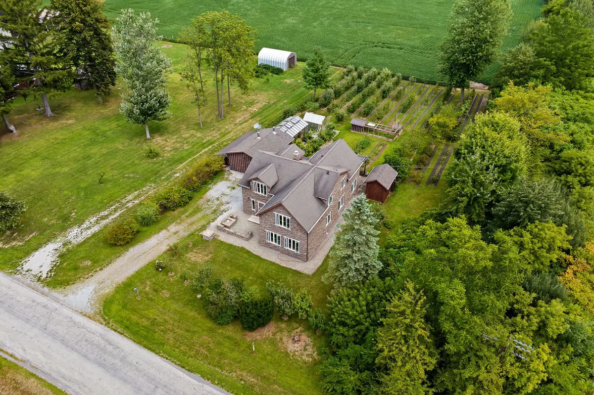 63023 Perry RD, Wainfleet, ON L0R 2J0