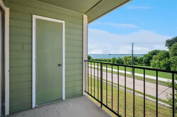 5809 Lake Hubbard Parkway #308, Garland, TX 75043