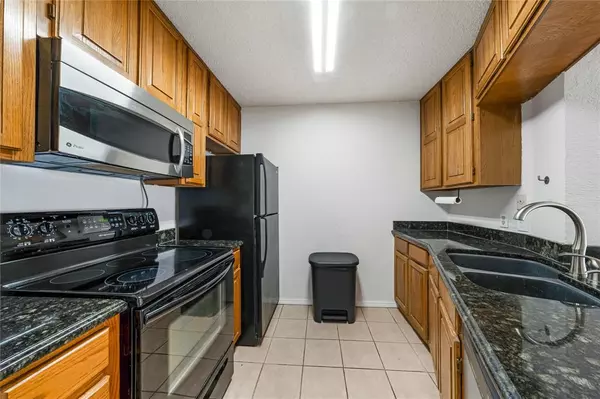 Dallas, TX 75240,13217 Emily Road #3209