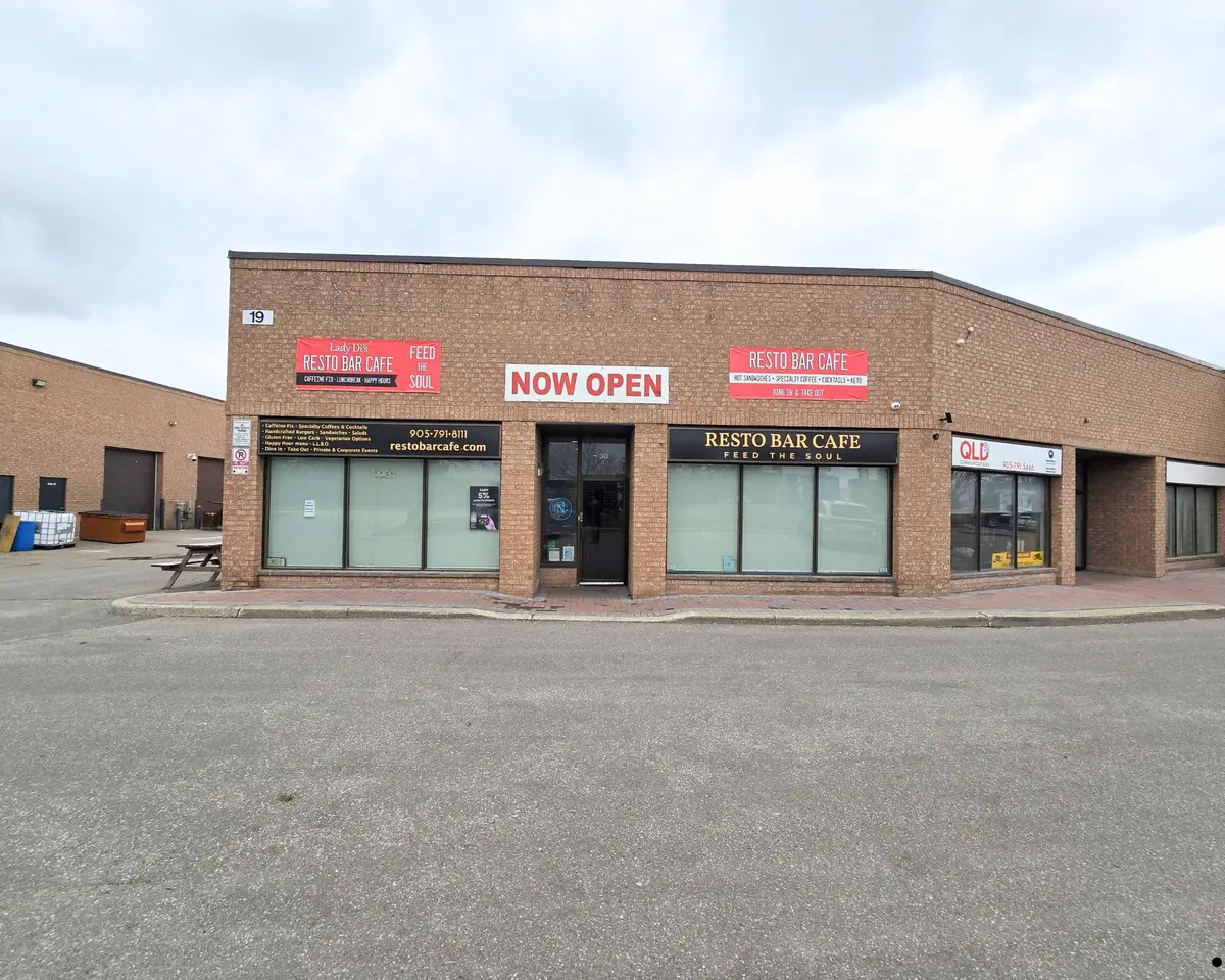 Brampton, ON L6T 5G7,19 Kenview BLVD #30