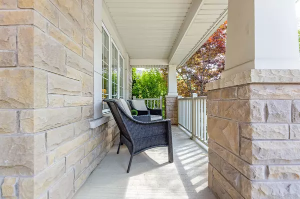 Milton, ON L9T 0G6,654 Laughren CRES