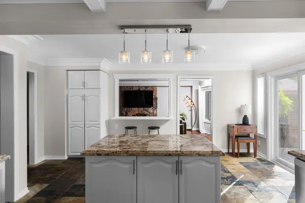 Barrie, ON L4N 7V1,71 Cityview CIR