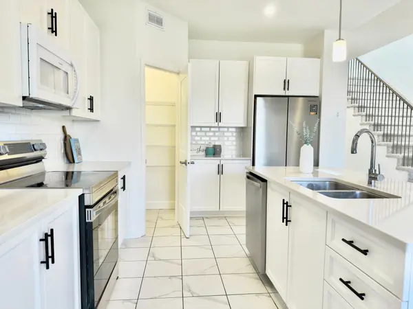 Kingston, ON K7P 0P5,1391 Andersen DR