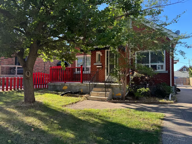 950 QUEENS BLVD #LOWER, Kitchener, ON N2M 1B4