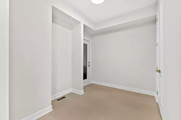 Glebe - Ottawa East And Area, ON K1S 0J2,48 Mcnaughton AVE