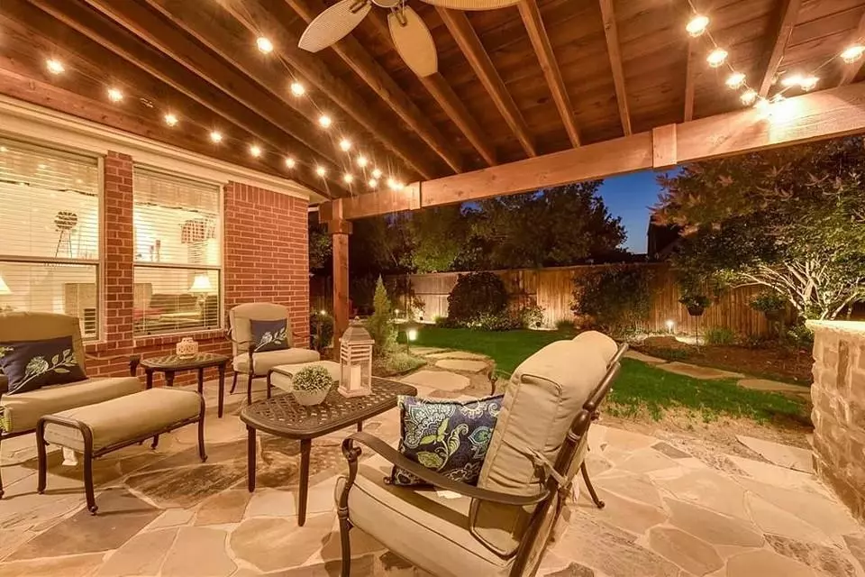 Lantana, TX 76226,1431 Bonham Parkway