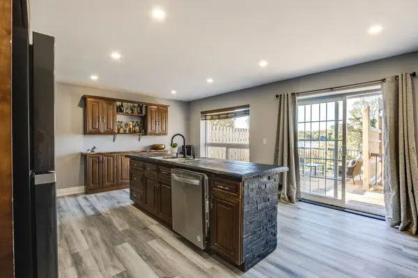 Tay, ON L0K 2C0,142 Duck Bay RD