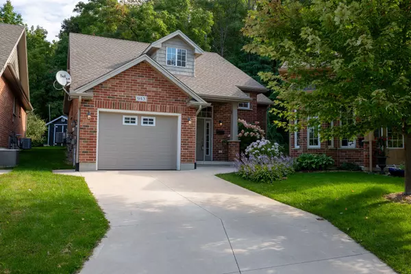 Owen Sound, ON N4K 0C2,943 5th A AVE E