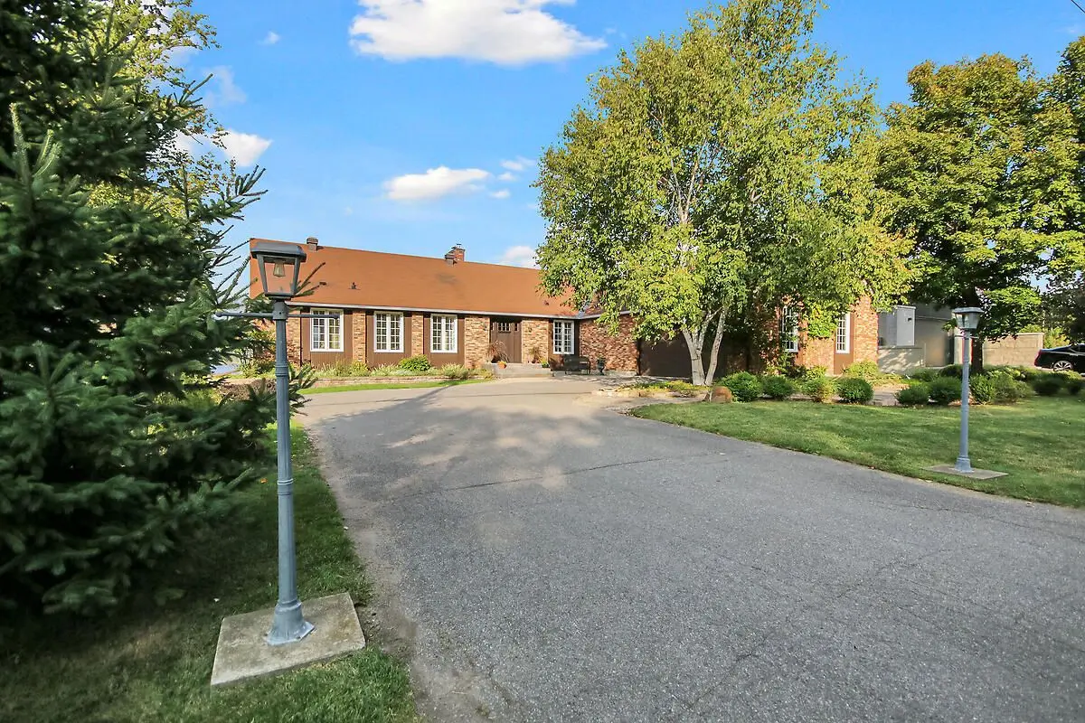 2998 Barlow CRES, Constance Bay - Dunrobin - Kilmaurs - Woodlawn, ON K0A 1T0