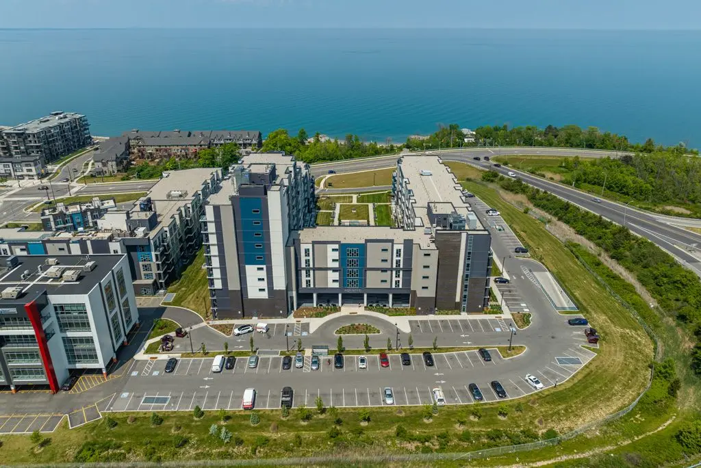 Grimsby, ON L3M 0J1,16 Concord PL #118