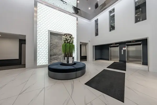 Grimsby, ON L3M 0J1,16 Concord PL #118