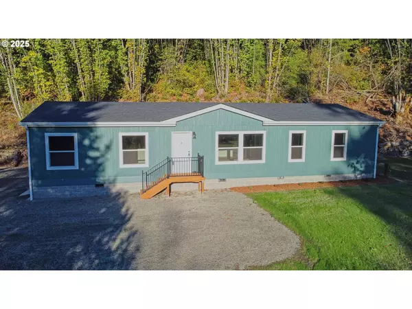 327 N GOBLE CREEK RD, Kelso, WA 98626