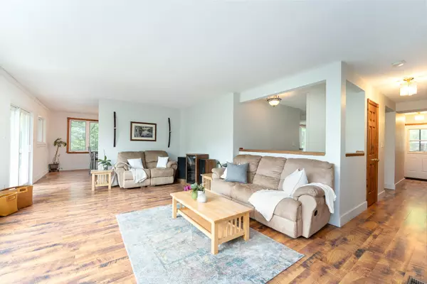 Bracebridge, ON P1L 1X1,1075 Rocky Narrow RD