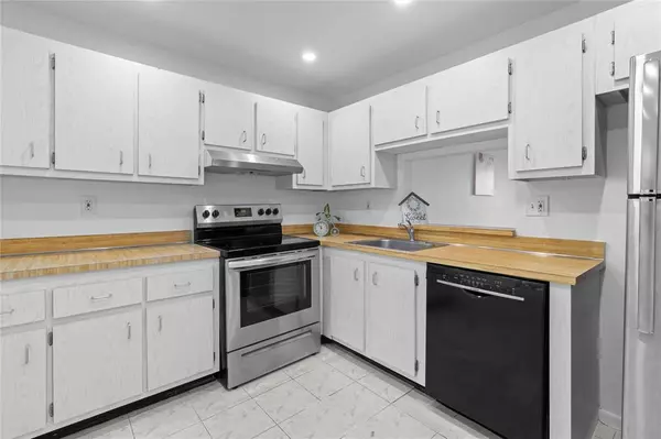 North Lauderdale, FL 33068,1830 N Lauderdale Ave ##4317
