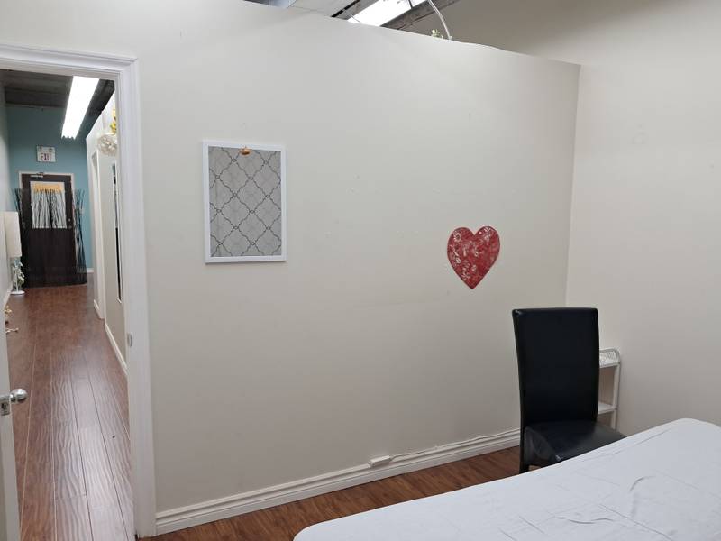 1550 South Gateway RD #207, Mississauga, ON L4W 5J1