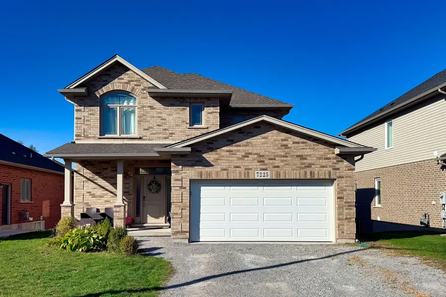 7225 Optimist LN, Niagara Falls, ON L2E 0B3