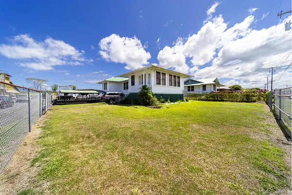 Hilo, HI 96720,920 PIILANI ST