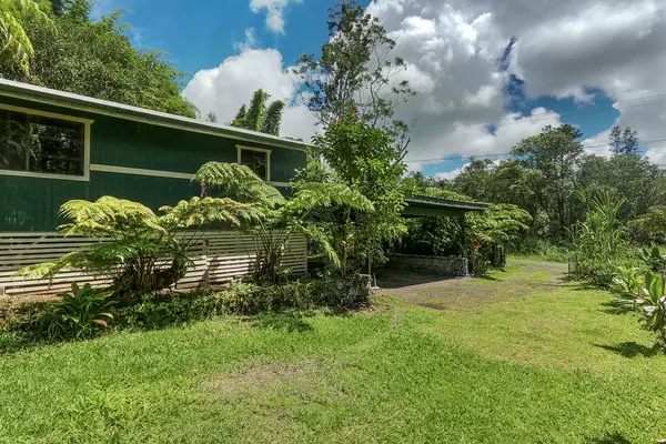 Volcano, HI 96785,18-2054 HAPUU NANI RD