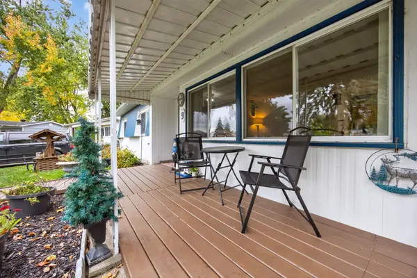 9 Locust Hill CT, Innisfil, ON L9S 1R7