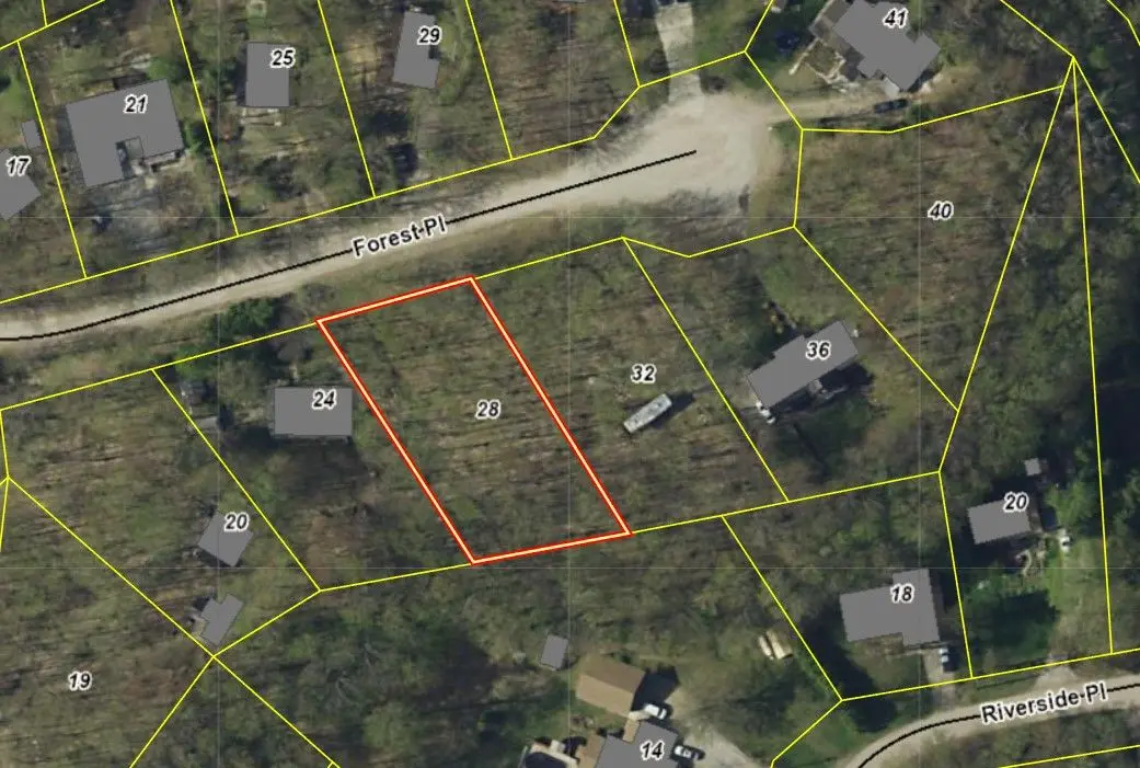 South Bruce Peninsula, ON N0H 2G0,28 Forest PL