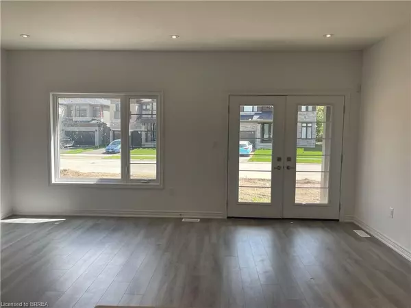 Brant, ON N3L 0N2,120 Court DR #100