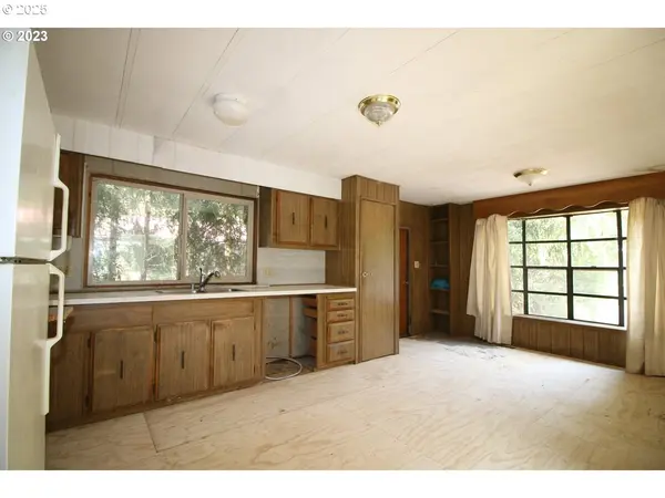 Florence, OR 97439,1600 RHODODENDRON DR #113