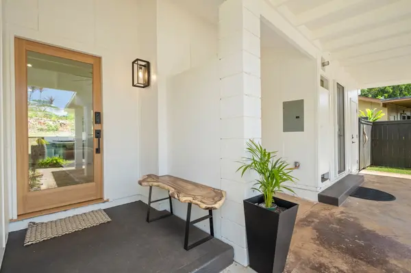 Kalaheo, HI 96741,4582 KUI LEI ST