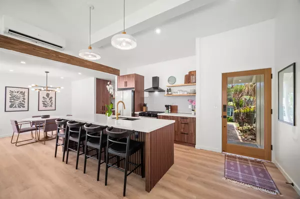 Kalaheo, HI 96741,4582 KUI LEI ST