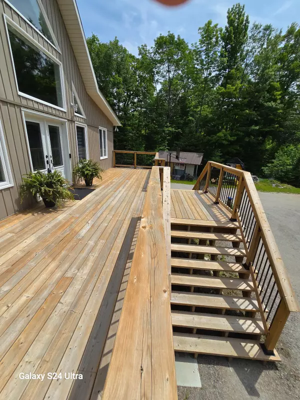 Highlands East, ON K0L 1M0,1097 Cheddar RD