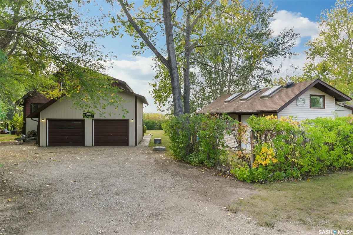 156 Lakeview DRIVE, Island View, SK S0G 1C0