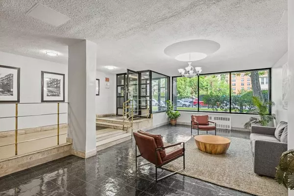 Brooklyn, NY 11226,310 Lenox RD #3T