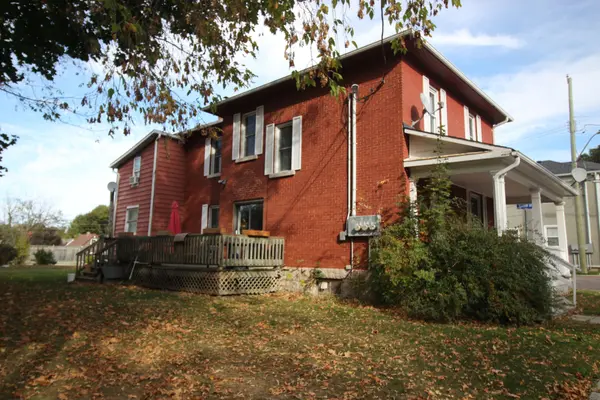 193 Jennet ST, Renfrew, ON K7V 3C2