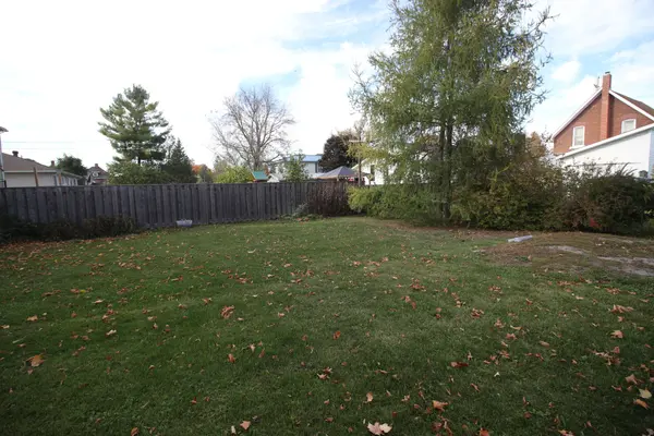 193 Jennet ST, Renfrew, ON K7V 3C2