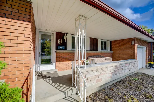 Kitchener, ON N2C 1M4,91 Massey AVE