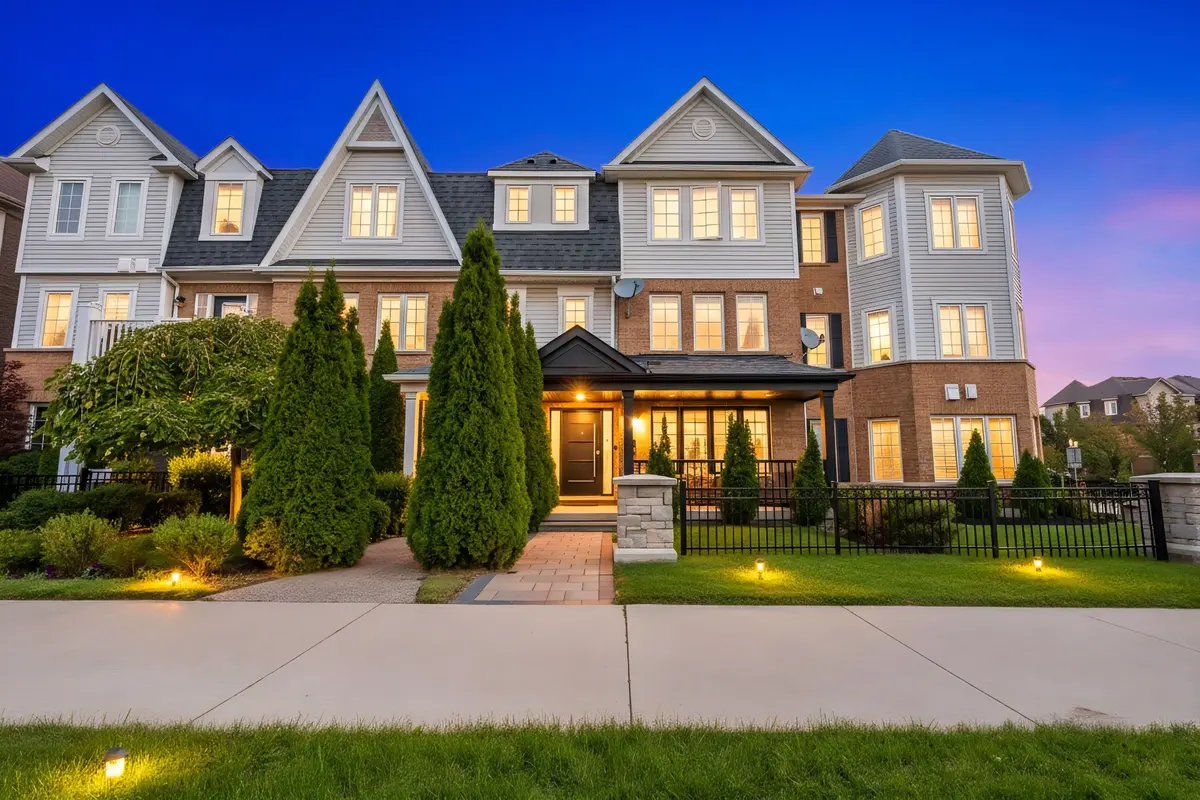 Burlington, ON L7M 0B9,3195 Walker's Line