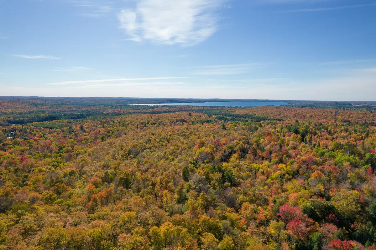 Strong, ON P0A 1Z0,671 Tower RD