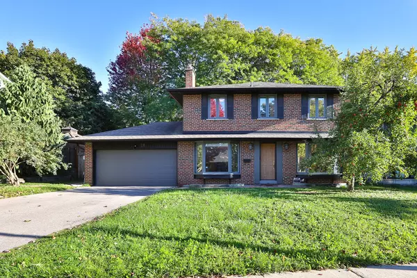 21 Meadowglade CRES, Toronto C15, ON M2J 1C6