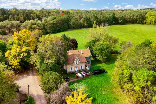 East Gwillimbury, ON L0G 1V0,18054 Warden AVE