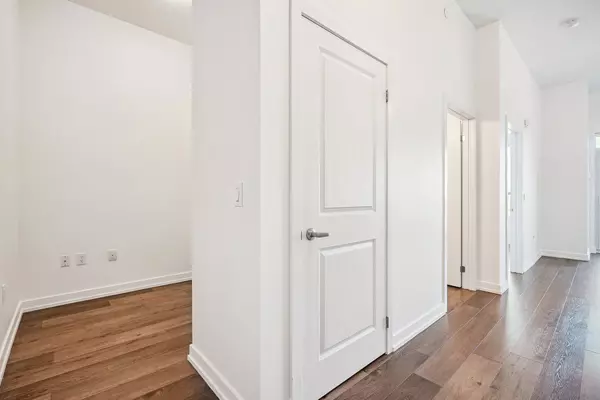 Lincoln, ON L0R 1B3,5055 Greenlane RD #617
