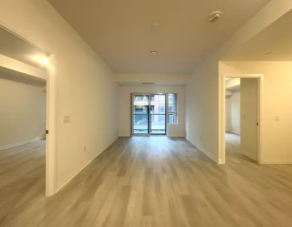 Toronto E05, ON M1T 3K3,3270 Sheppard AVE E #432