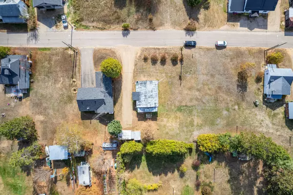 Madawaska Valley, ON K0J 1B0,22 Zilney ST