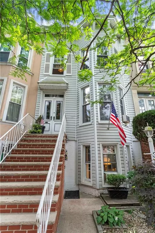 Brooklyn, NY 11209,324 76th ST